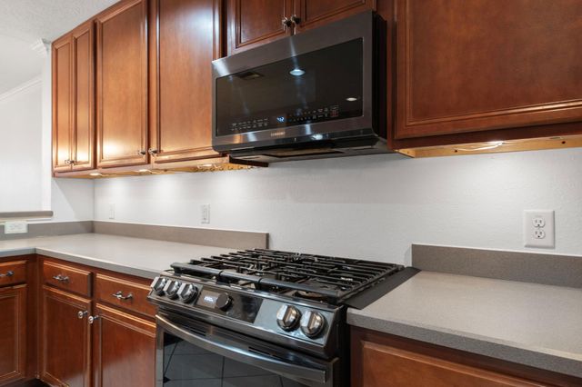 2810 Legends Knoll Drive, Spring, TX 77386