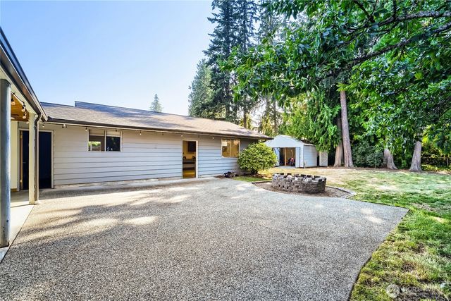 7804 57th Drive NE, Marysville, WA 98270
