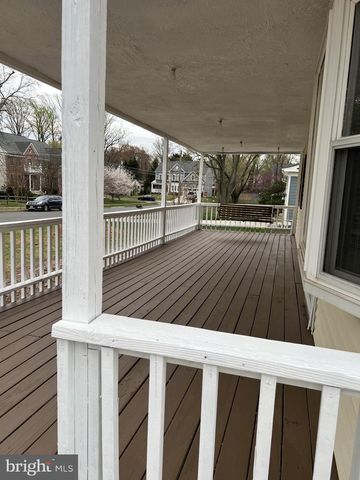 1904 PIMMIT DR, Falls Church, VA 22043