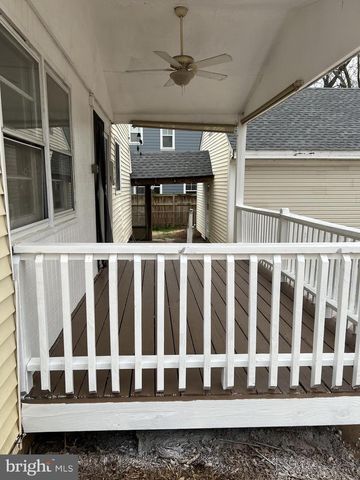 1904 PIMMIT DR, Falls Church, VA 22043