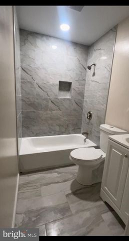 1904 PIMMIT DR, Falls Church, VA 22043