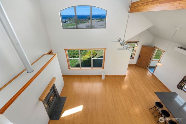 38104 Hillview Lane NE, Hansville, WA 98340