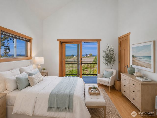 38104 Hillview Lane NE, Hansville, WA 98340