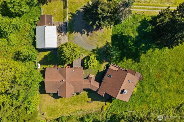 38104 Hillview Lane NE, Hansville, WA 98340
