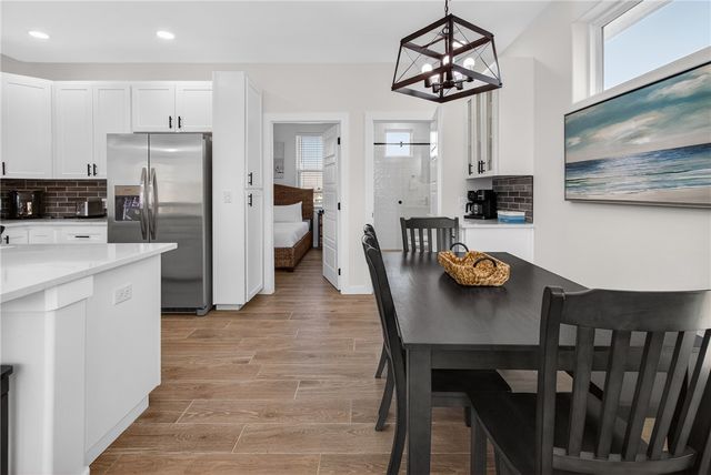 603 E Avenue G 304, Port Aransas, TX 78373