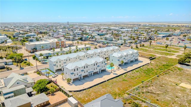 603 E Avenue G 304, Port Aransas, TX 78373