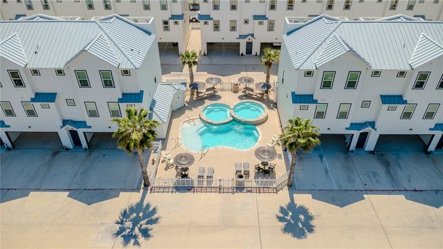 603 E Avenue G 304, Port Aransas, TX 78373