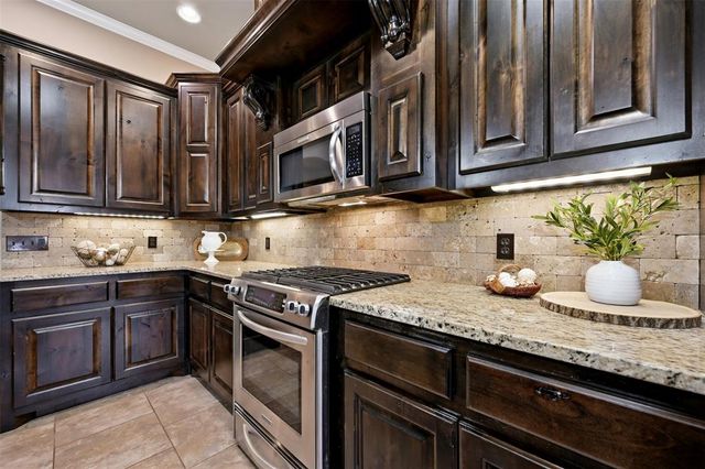 1832 Buckskin Court, Blanchard, OK 73010