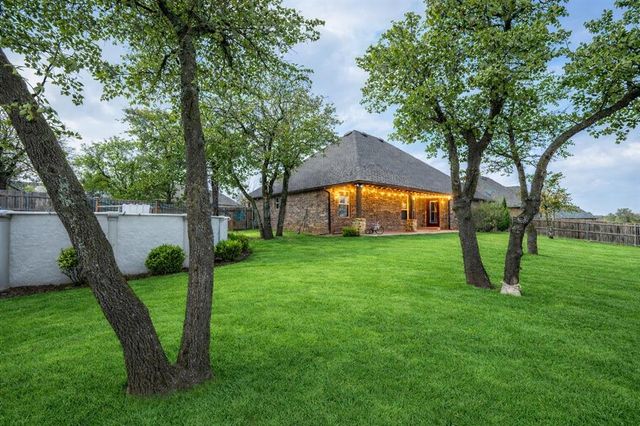 1832 Buckskin Court, Blanchard, OK 73010