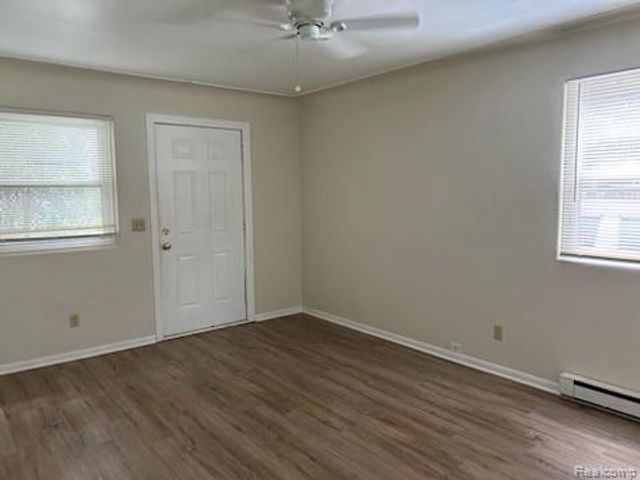 4336 Richalva Court, Waterford, MI 48329