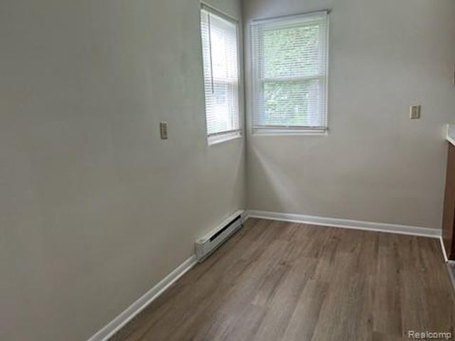 4336 Richalva Court, Waterford, MI 48329