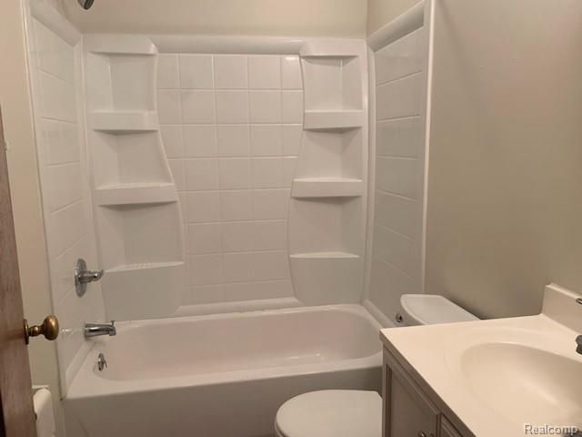 4336 Richalva Court, Waterford, MI 48329