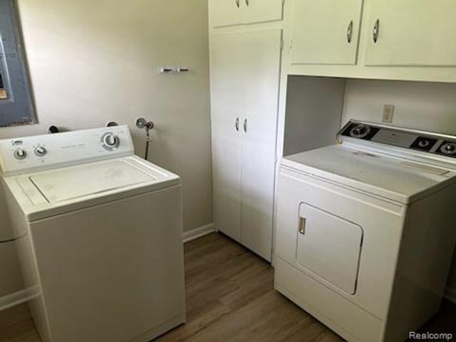 4336 Richalva Court, Waterford, MI 48329