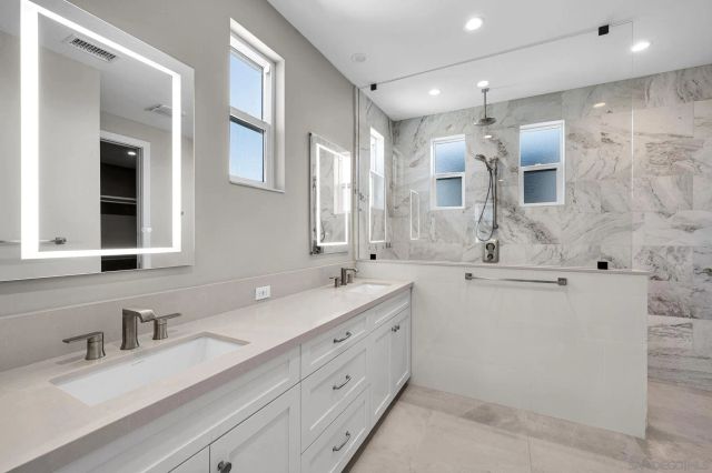 2942 Copley Ave, San Diego, CA 92116