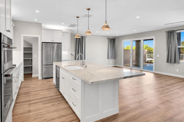2942 Copley Ave, San Diego, CA 92116