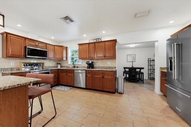 1333 BAYVIEW DRIVE, Clearwater, FL 33756