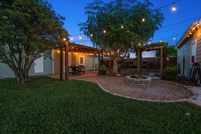 1333 BAYVIEW DRIVE, Clearwater, FL 33756