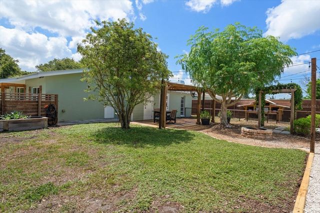 1333 BAYVIEW DRIVE, Clearwater, FL 33756