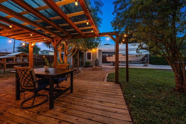 1333 BAYVIEW DRIVE, Clearwater, FL 33756