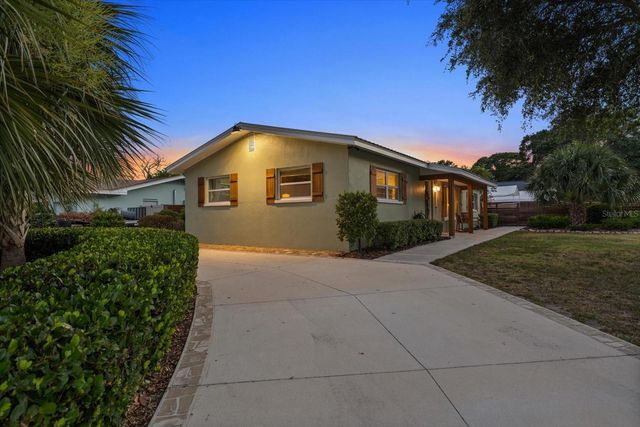 1333 BAYVIEW DRIVE, Clearwater, FL 33756