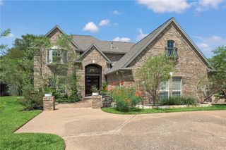 9200 Brookwater Circle, College Station, TX 77845