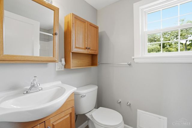 3904 Oleary Avenue, Cincinnati, OH 45236