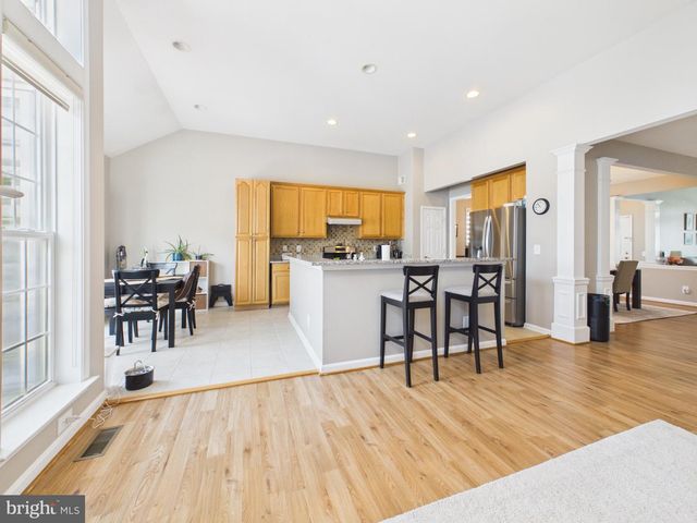 13507 JEB STUART SQ, Centreville, VA 20120