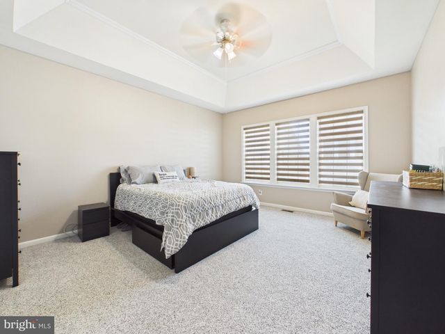 13507 JEB STUART SQ, Centreville, VA 20120