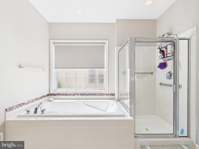 13507 JEB STUART SQ, Centreville, VA 20120