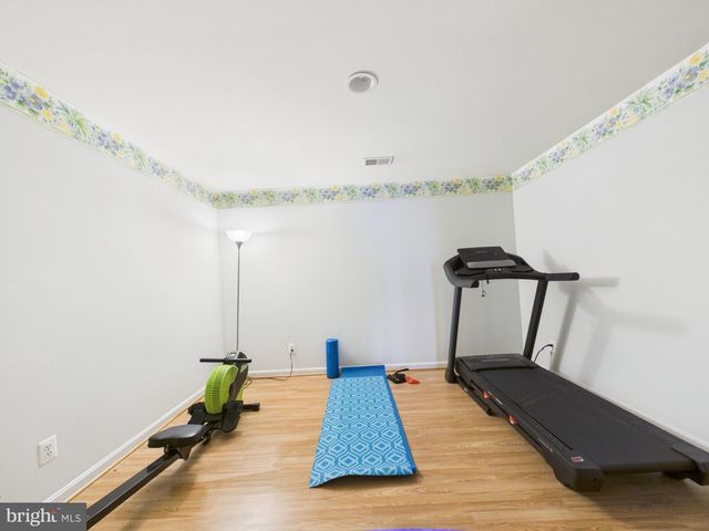 13507 JEB STUART SQ, Centreville, VA 20120