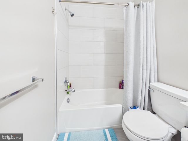 13507 JEB STUART SQ, Centreville, VA 20120