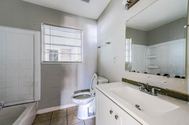 7203 Gore Drive, Houston, TX 77016