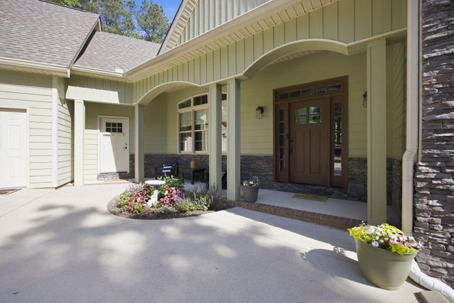 460 Cross Creek Drive, South Pittsburg, TN 37380