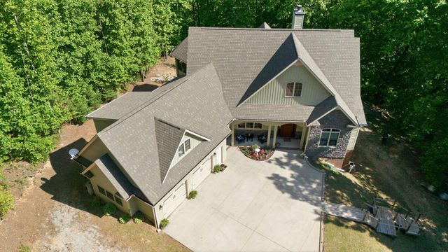 460 Cross Creek Drive, South Pittsburg, TN 37380