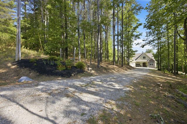 460 Cross Creek Drive, South Pittsburg, TN 37380