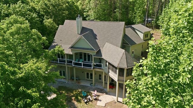 460 Cross Creek Drive, South Pittsburg, TN 37380