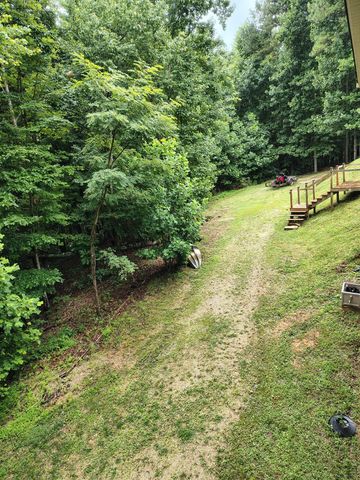 460 Cross Creek Drive, South Pittsburg, TN 37380