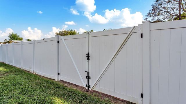 206 SAMANTHA AVENUE, Auburndale, FL 33823