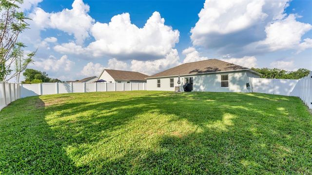 206 SAMANTHA AVENUE, Auburndale, FL 33823