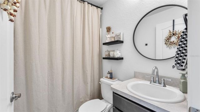 206 SAMANTHA AVENUE, Auburndale, FL 33823