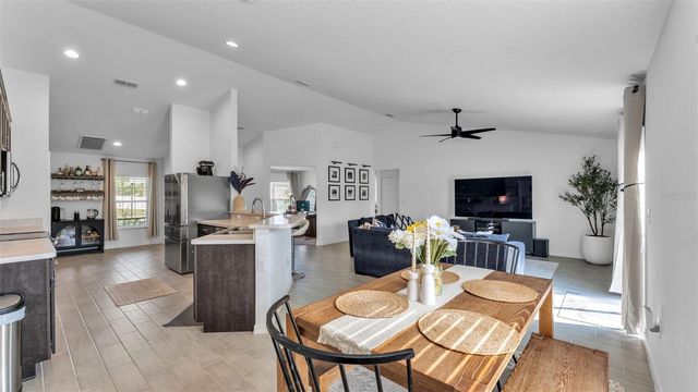 206 SAMANTHA AVENUE, Auburndale, FL 33823