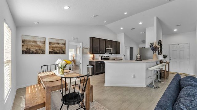 206 SAMANTHA AVENUE, Auburndale, FL 33823