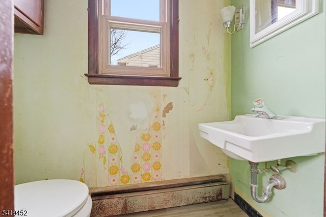 808 Charles Rd, Lopatcong Twp., NJ 08865