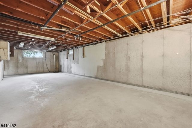 808 Charles Rd, Lopatcong Twp., NJ 08865