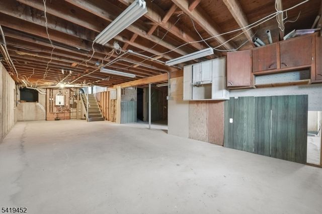 808 Charles Rd, Lopatcong Twp., NJ 08865