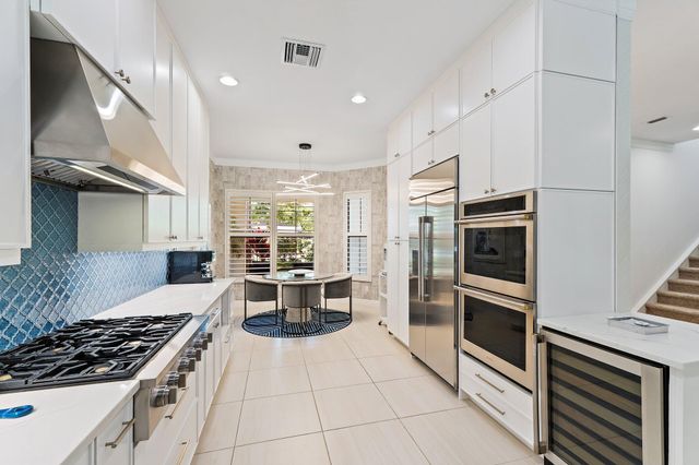 5611 Delacroix Terrace, Palm Beach Gardens, FL 33418