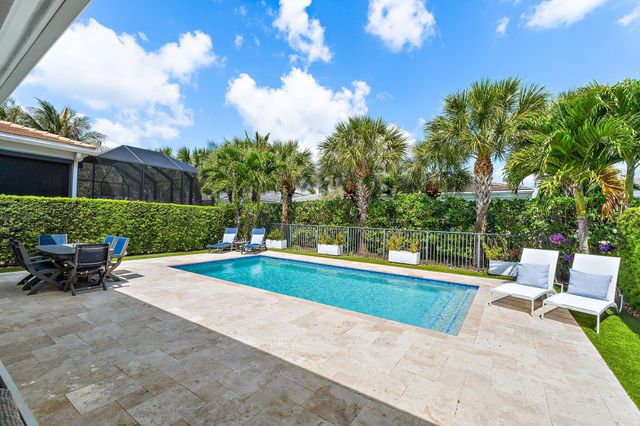 5611 Delacroix Terrace, Palm Beach Gardens, FL 33418