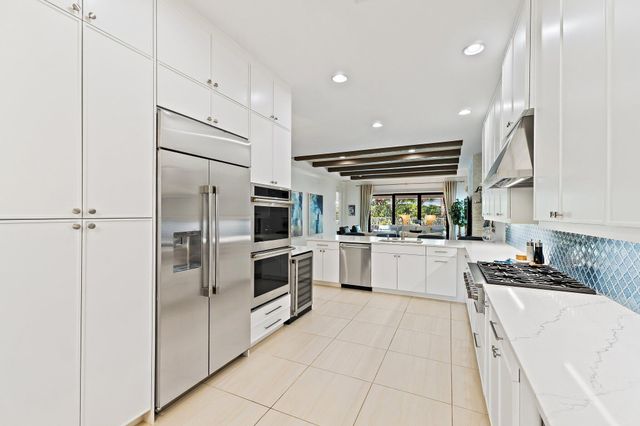 5611 Delacroix Terrace, Palm Beach Gardens, FL 33418