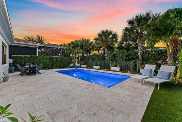 5611 Delacroix Terrace, Palm Beach Gardens, FL 33418