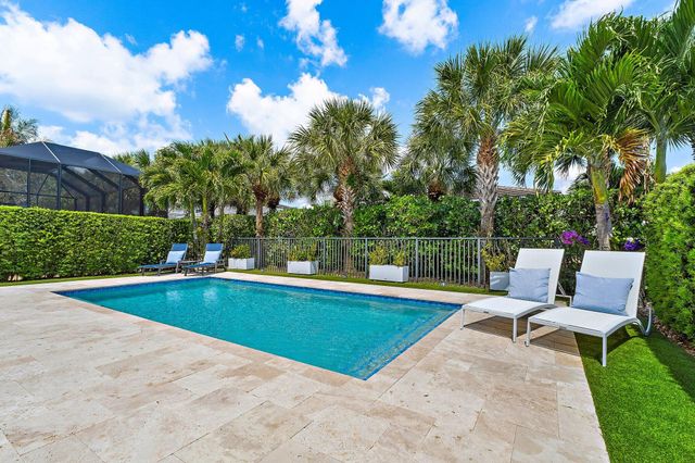 5611 Delacroix Terrace, Palm Beach Gardens, FL 33418